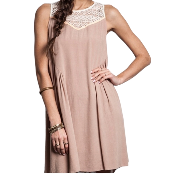 Kori Dresses & Skirts - NWT Kori Sleeveless Dress w/ Lace Detailing